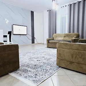 Appartement New Bazaar Side Bliss 2 Bed Apt With Free Garage